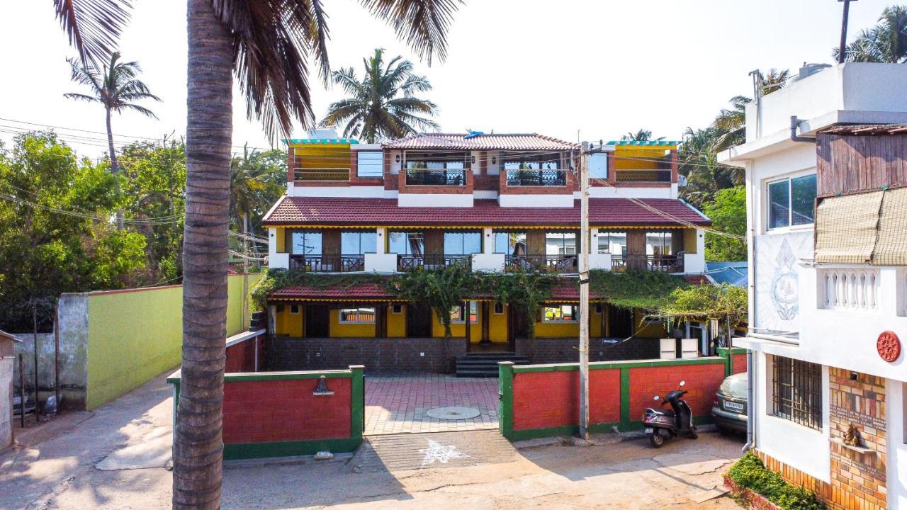 Mermaid Island Beach Resorts Pondicherry Exteriör bild